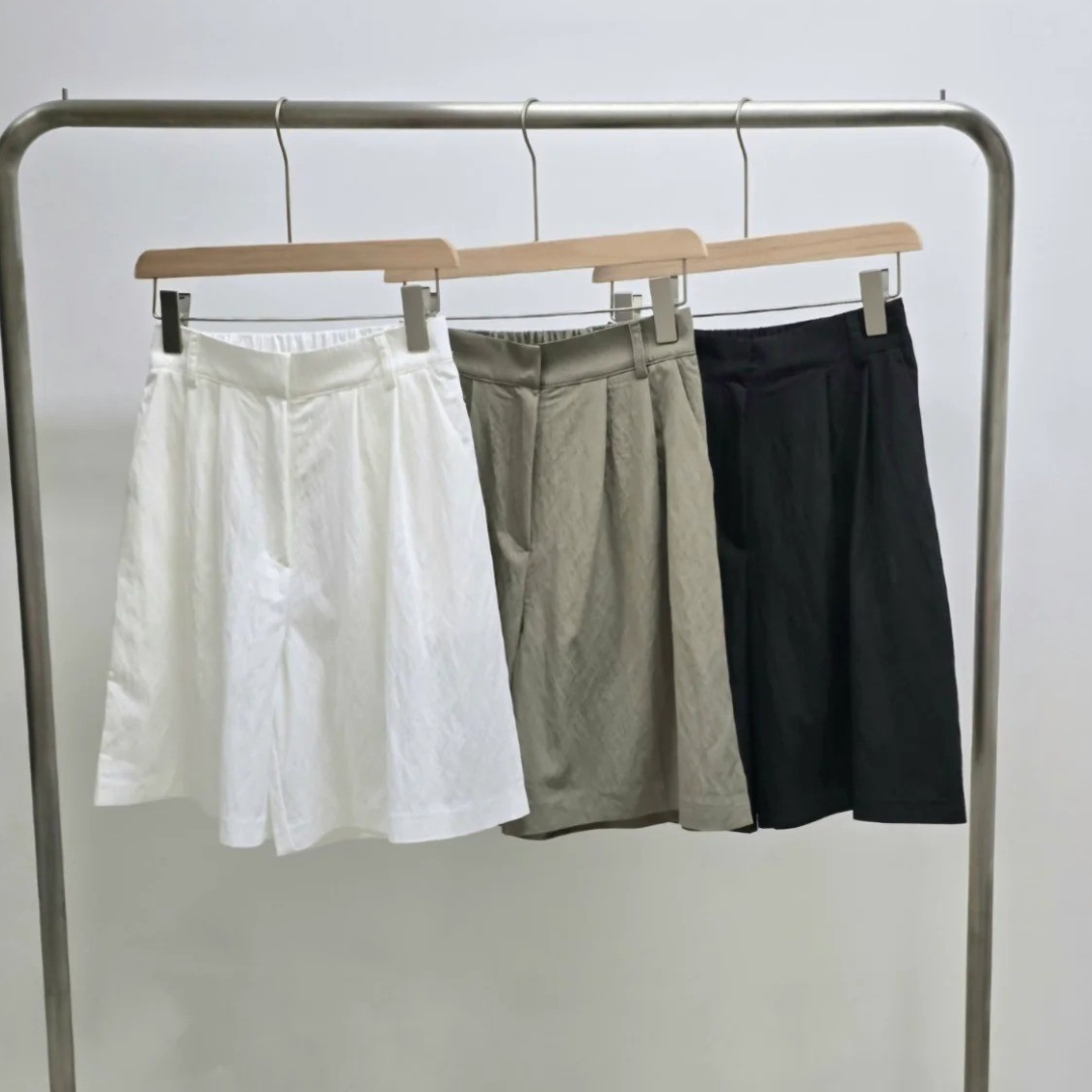 Mid Lengh Back Banding Shorts