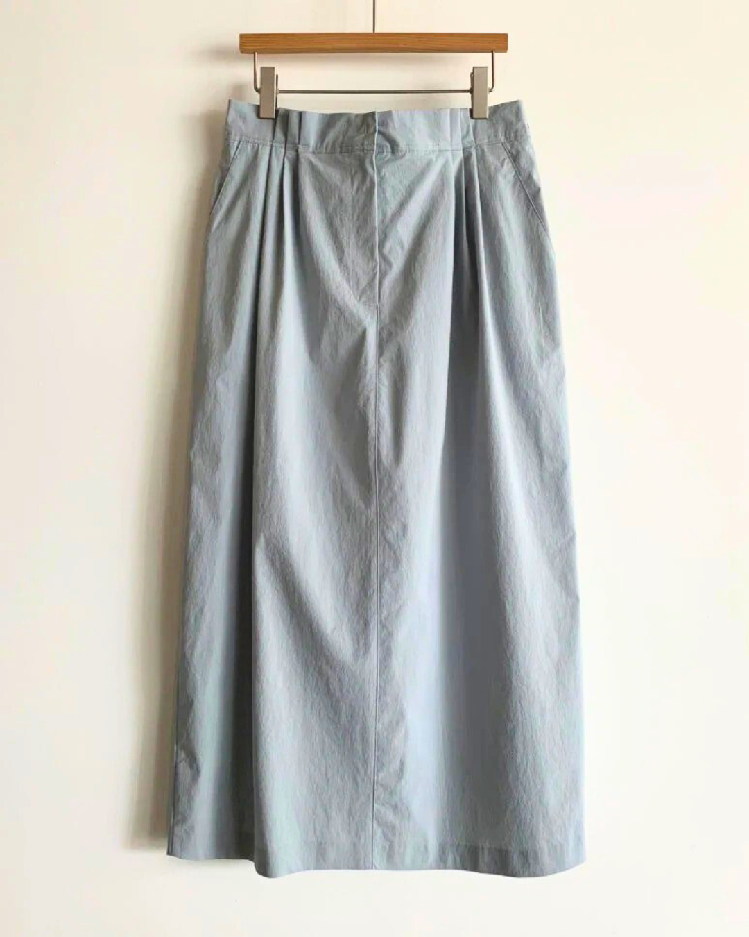 Loel Skirt | Back Banding Pintuck Skirt| Korean Straight Skirt