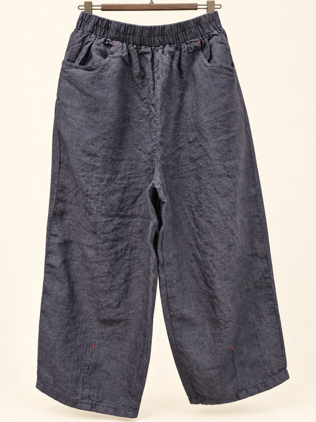 Pure Linen Balloon Banding Pants — Navy · 사진 색상 · 앞모습 · 제품컷