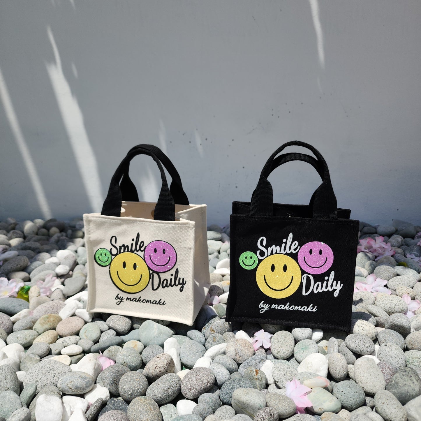 Glitter Smile Shoulder Bag