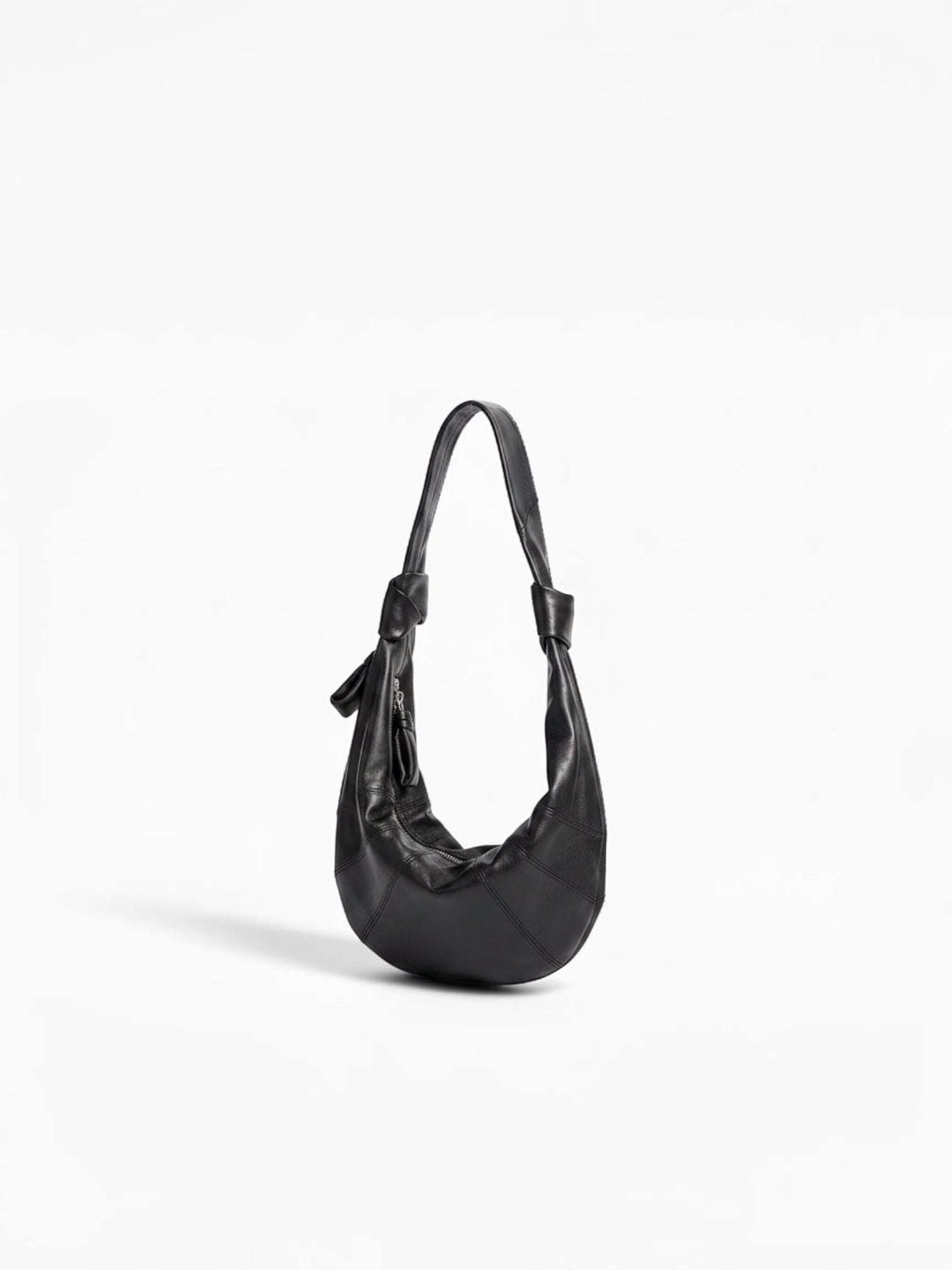 The JeJe Korea fashion&lifestyle 프리미엄 양가죽 너트 호보백, 블랙 컬러, 지퍼 디테일
